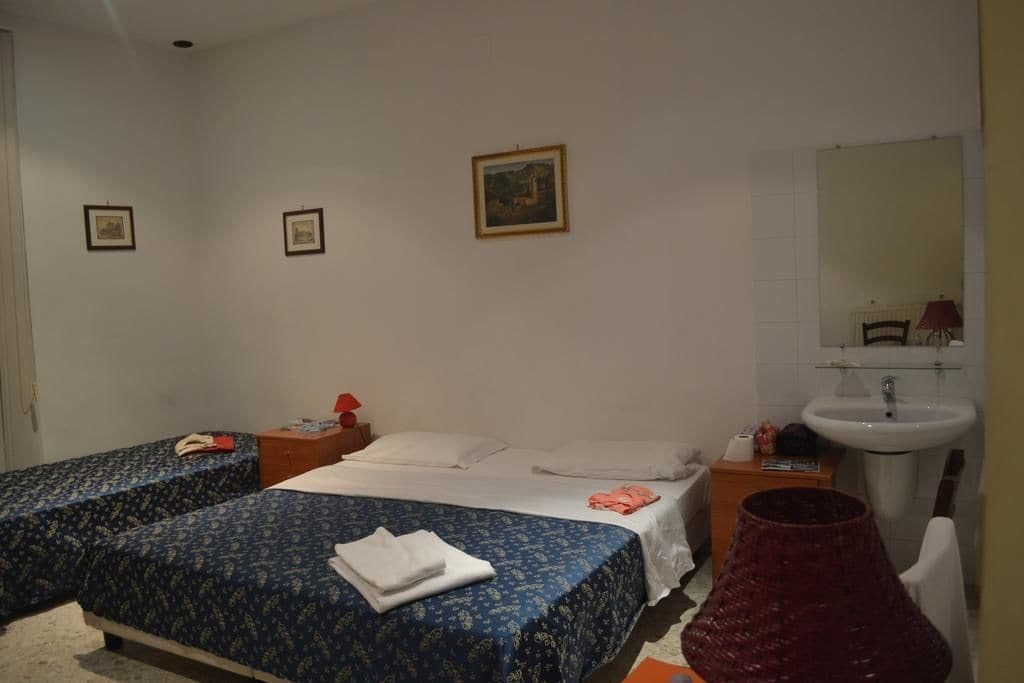 Hotel Domus Ferraro à Rome Extérieur photo